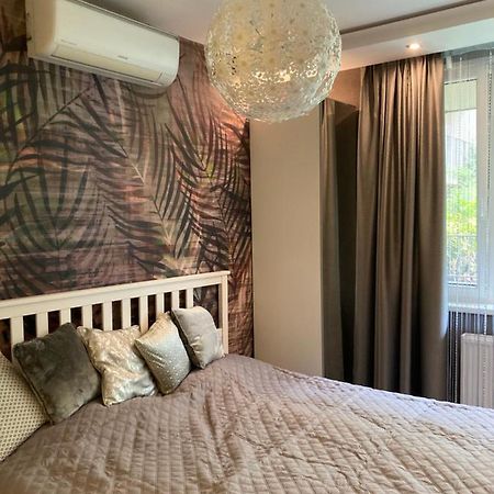 Апартаменты Corvin Luxury White Будапешт Экстерьер фото